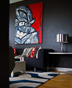 Edgy Drawing Room Simple Decor